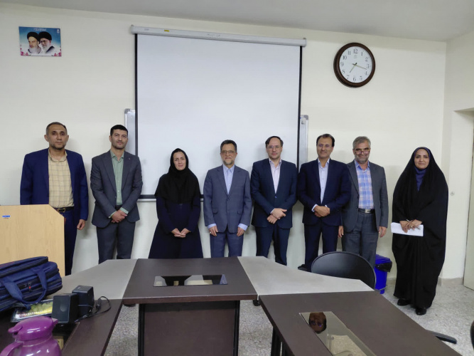 طراحی و اعتباریابی الگوی برنامه درسی بر اساس نظریه حل مسئله ابداعی در رشتههای مهندسی مکانیک و صنایع