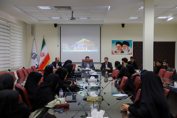 برگزاری جلسه معرفی تسهیلات و حمایت‌های بنیاد ملی نخبگان برای دانشجویان دانشگاه بیرجند